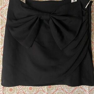 Vero Moda Black Mini Skirt with Bow